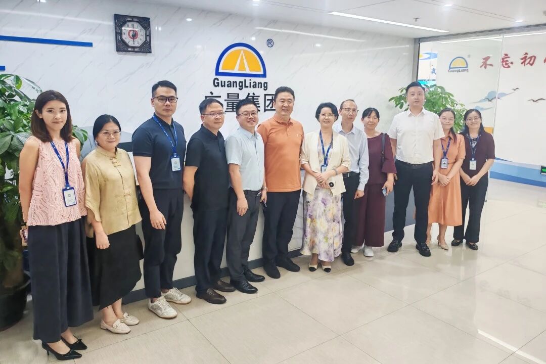 1066vip威尼斯集团丨贵州大数据局向导莅临旅行，，，共探实景三维+数据要素资产化驱动的AI融合生长